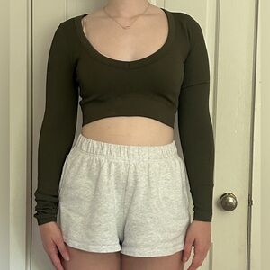 Green Long sleeve Crop Top